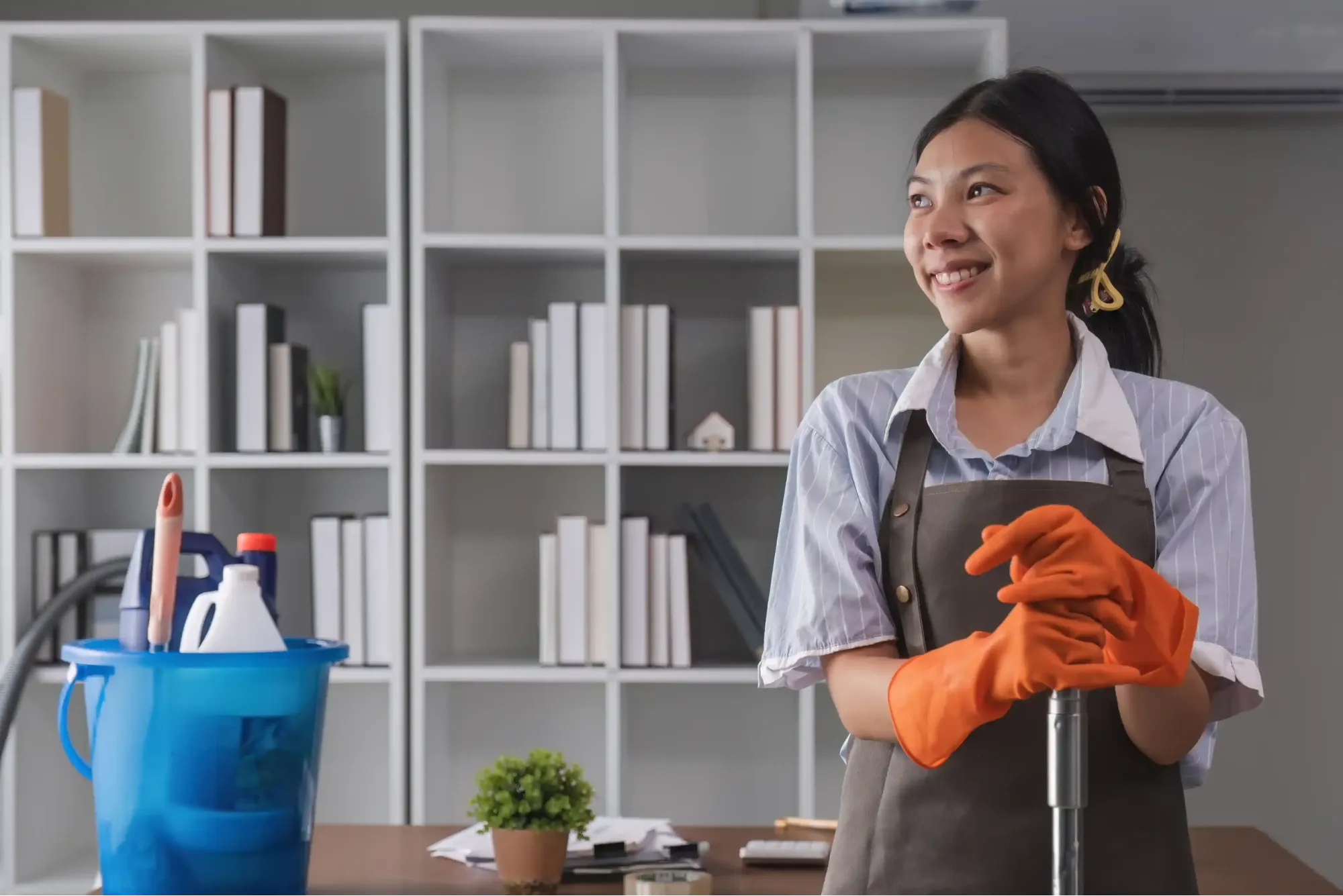 The Critical Importance of Home Cleaning Services for a Comfortable and Efficient Environment