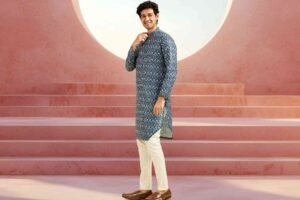Complete Guide to What To Wear In Foot With Kurta Pajama