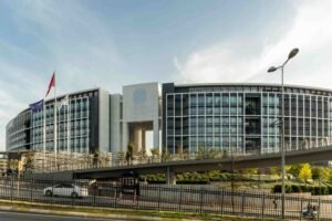 التقديم لجامعة ميديبول للطلاب الأجانب عبر موقع الجامعة