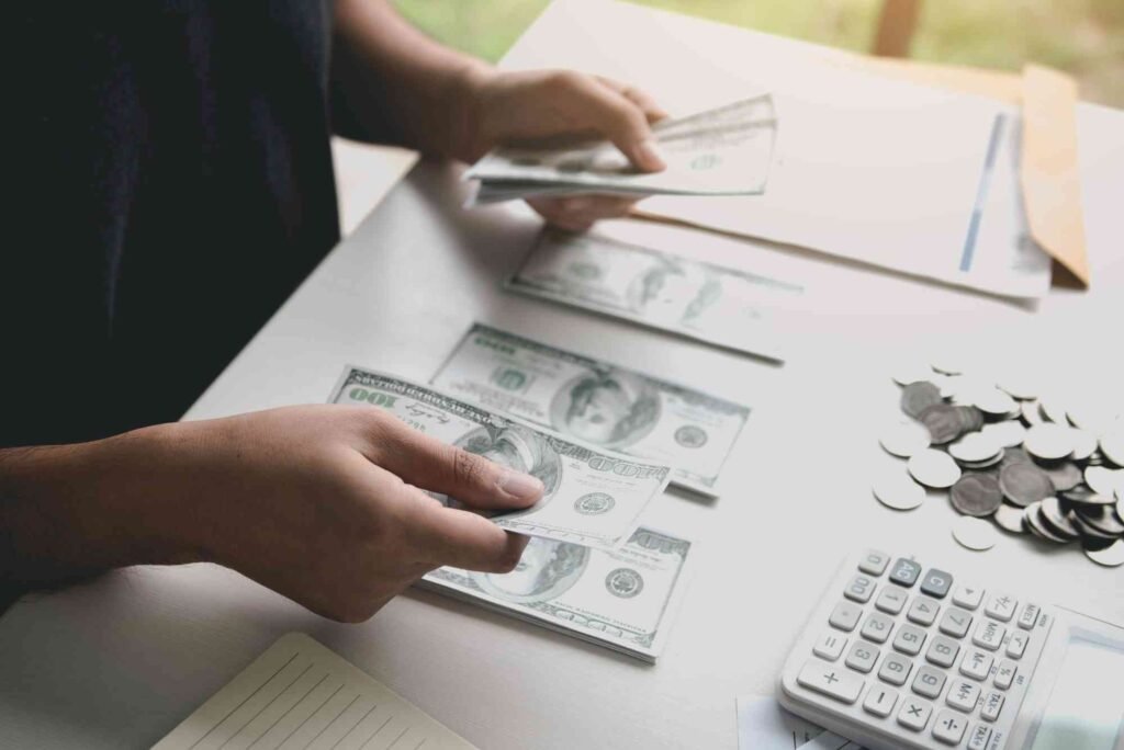 How to Manage Business Cash Flow More Effectively