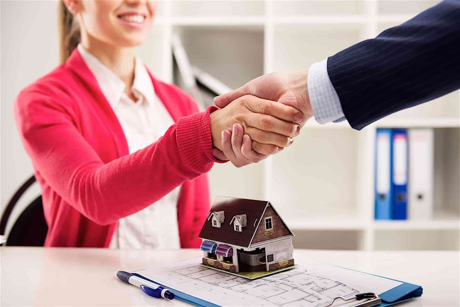 How to Start a Real Estate Business Successfully